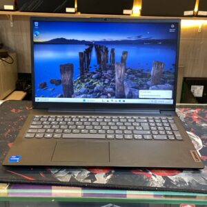 Processadores Intel® Core™ de 12ª geração de alta velocidade e placa de vídeo Intel® integrada O desempenho excelente vai de encontro à portabilidade, conveniência e qualidade Grande quantidade de memória e armazenamento rápidos, compatível com WiFi 6 Ampla tela de 15″ com grande proporção tela-corpo e Dolby Audio™ Recursos aprimorados de segurança e teleconferência Gama completa de portas, incluindo USB-C e HDMI